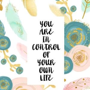 Meet your Posher, Holly